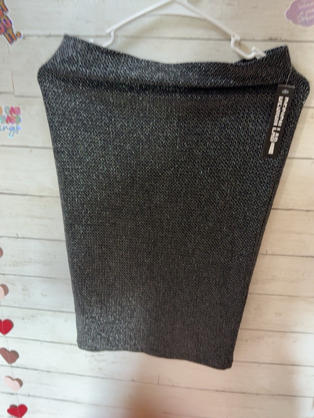 Design Lab Lord & Taylor Silver-sparkle mini skirt size M NWT